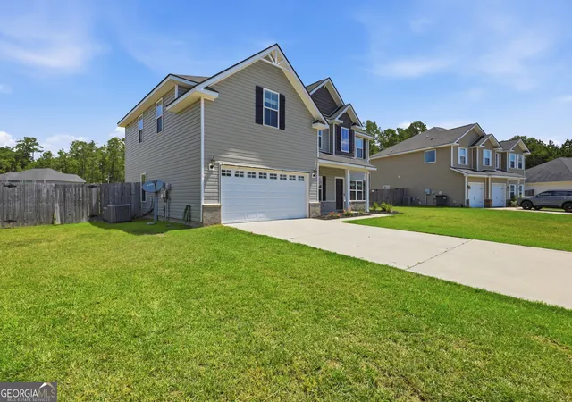 2nd image of 160 Rimes Ave Se, Ludowici, GA 31316 | MLS# 10802229