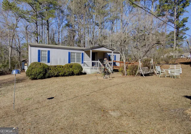 3rd image of 3825 N Goddard Rd, Lithonia, GA 30038 | MLS# 10687272