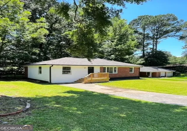 Photo 2 of Single family home for sale at 2328 Bonner Rd, East Point, GA 30344 | MLS# 10810202 | Listing updated on 2026-09-03