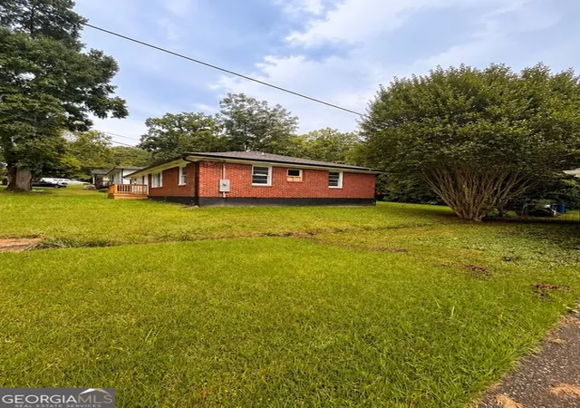 Photo 3 of Single family home for sale at 2328 Bonner Rd, East Point, GA 30344 | MLS# 10810202 | Listing updated on 2026-09-03