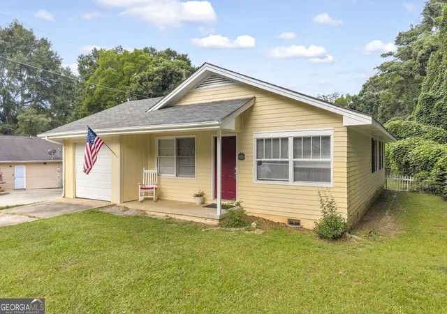 2nd image of 514 S Broad St, Toccoa, GA 30577 | MLS# 10817766