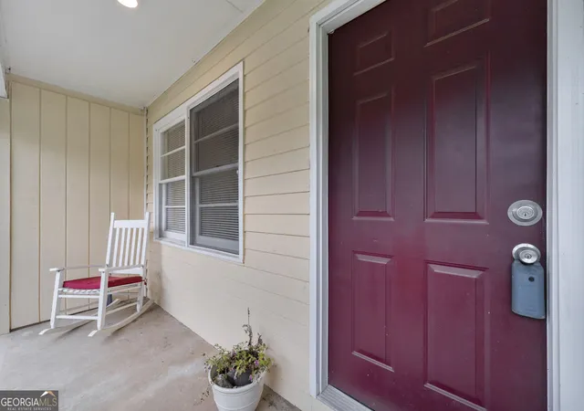 Photo 4 of Single family home for sale at 514 S Broad St, Toccoa, GA 30577 | MLS# 10817766 | Listing updated on 2026-09-25
