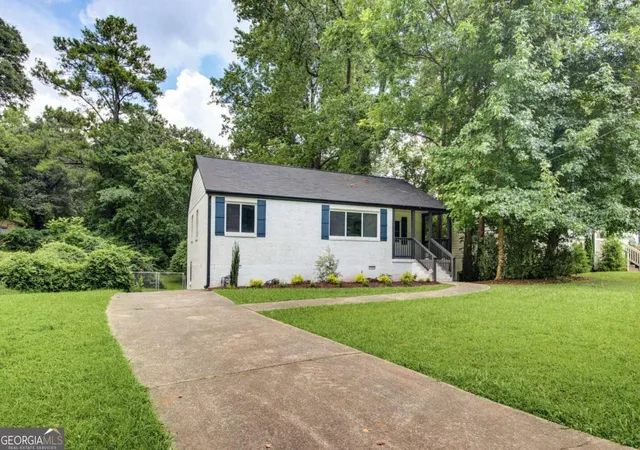 Photo 33 of Single family home for sale at 1815 Venetian Dr Sw, Atlanta, GA 30311 | MLS# 10826514 | Listing updated on 2026-08-28