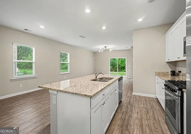Photo 3 of Single family home for sale at 59 Osprey Overlook Dr, Braselton, GA 30517 | MLS# 10834728 | Listing updated on 2026-10-03