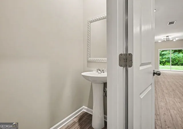 Photo 4 of Single family home for sale at 59 Osprey Overlook Dr, Braselton, GA 30517 | MLS# 10834728 | Listing updated on 2026-10-03
