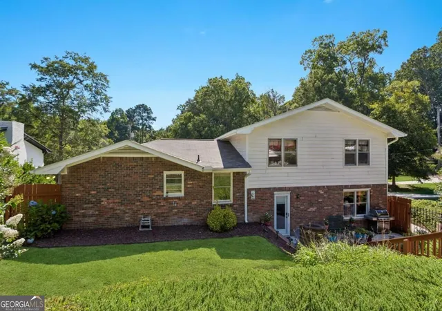 Photo 28 of Sale Pending at 6876 Kingsboro Dr, Lithia Springs, GA 30122 | MLS# 10830428 | Listing updated on 2026-09-11