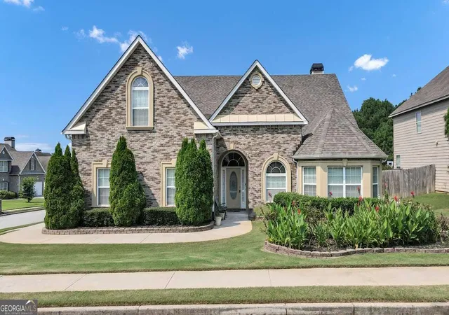 2nd image of 920 Southfork Dr, Loganville, GA 30052 | MLS# 10818399