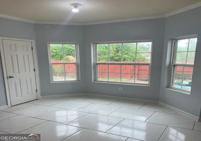 Photo 3 of Single family home for sale at 5087 Upper Elm St, Atlanta, GA 30349 | MLS# 10817883 | Listing updated on 2026-10-29