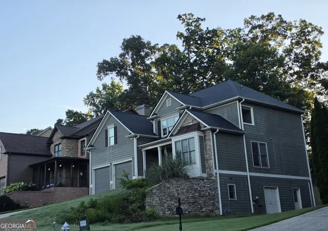 Photo 3 of Single family home for sale at 243 Yorkshire Ln, Villa Rica, GA 30180 | MLS# 10814972 | Listing updated on 2026-10-17