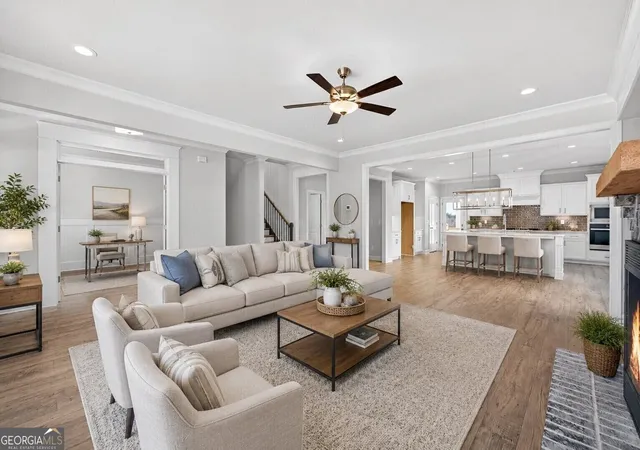Photo 3 of Single family home for sale at 5554 Spring St, Flowery Branch, GA 30542 | MLS# 10832494 | Listing updated on 2026-09-13