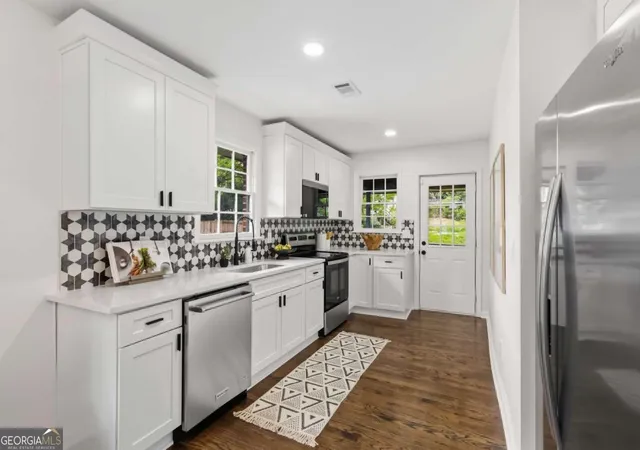 3rd image of 74 Chappell Rd Nw, Atlanta, GA 30314 | MLS# 10810274