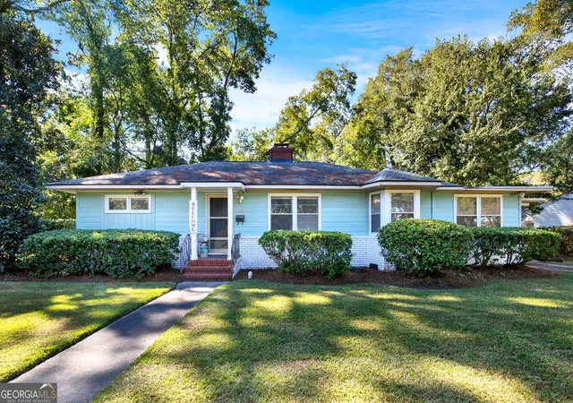 Homes for sale in Savannah, GA | 1105 E De Renne Dr, Savannah, GA 31406 | MLS# 10624006