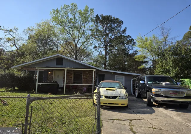 1st image of 105 Varee Dr, Warner Robins, GA 31093 | MLS# 10817761