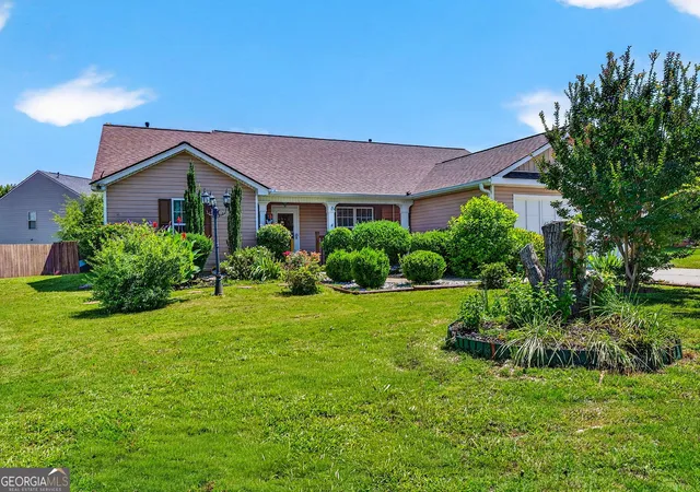 Photo 1 of Single family home for sale at 1312 Dianne Wy, Winder, GA 30680 | MLS# 10781438 | Listing updated on 2026-08-30