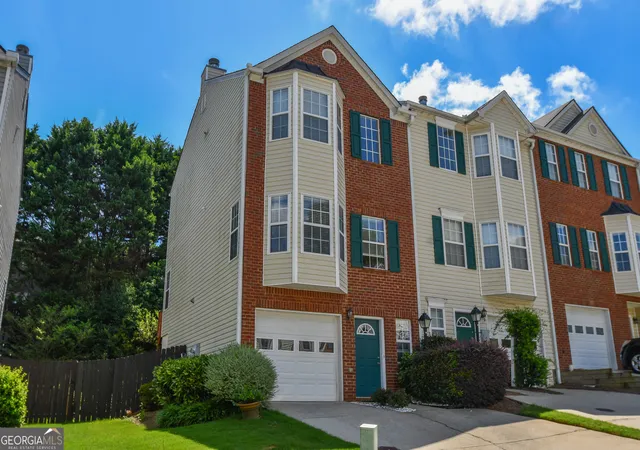 Photo 2 of Townhouse for sale at 1609 Indian Way, Cumming, GA 30040 | MLS# 10565096 | Listing updated on 2026-07-28