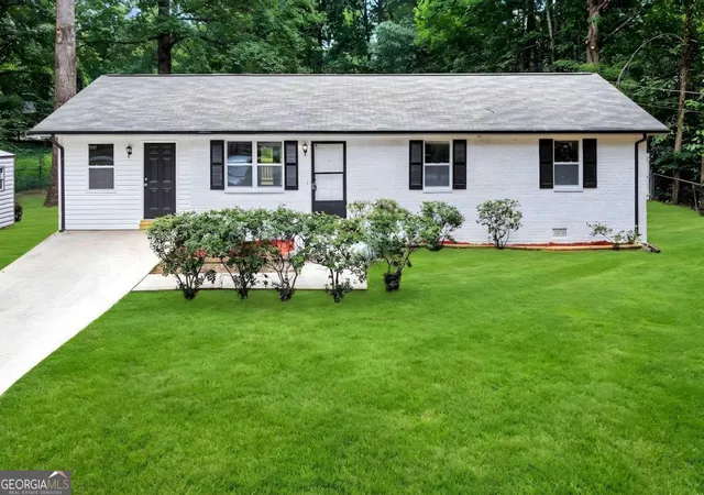 Photo 2 of Single family home for sale at 125 Pleasant Valley Rd, Mcdonough, GA 30253 | MLS# 10822181 | Listing updated on 2026-09-04