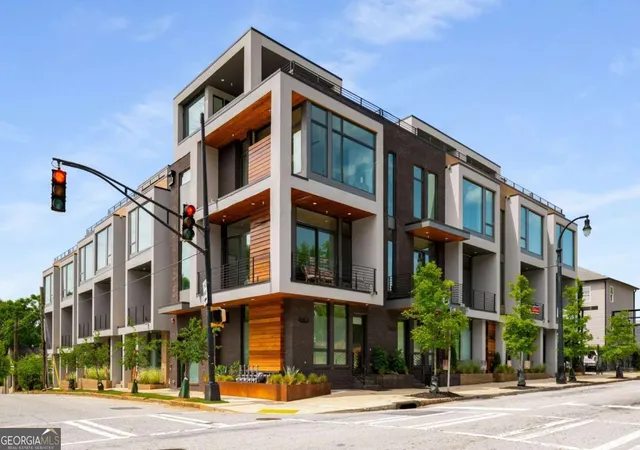 Photo 1 of Townhouse for sale at 105 Georgia Ave Se #8, Atlanta, GA 30312 | MLS# 10674373 | Listing updated on 2026-09-10