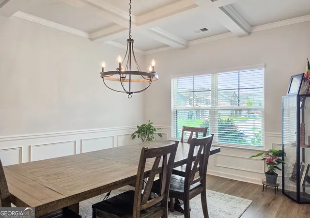 Photo 4 of Single family home for sale at 4806 Sultanta SW, Atlanta, GA 30331 | MLS# 10799433 | Listing updated on 2026-09-11