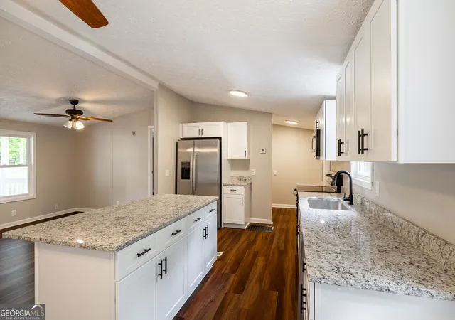 5th image of 128 Placid Cove Dr, Hartwell, GA 30643 | MLS# 10813326