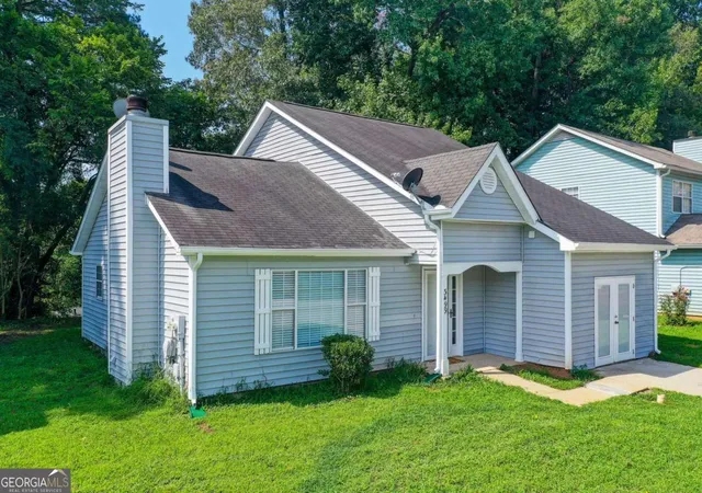 Photo 2 of Single family home for sale at 3499 Sweetgum Ln, Decatur, GA 30032 | MLS# 10826309 | Listing updated on 2026-09-05