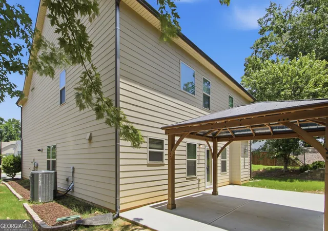 Photo 4 of Single family home for sale at 114 Madison St, Canton, GA 30115 | MLS# 10799916 | Listing updated on 2026-09-24