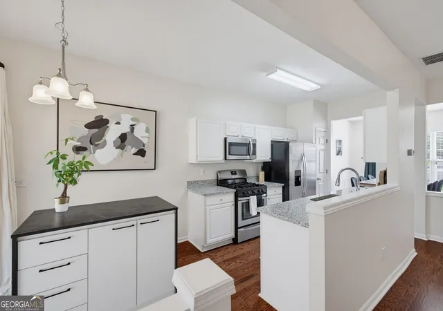 Photo 3 of Townhouse for sale at 13300 Morris Rd #122, Alpharetta, GA 30004 | MLS# 10829284 | Listing updated on 2026-09-03