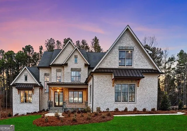 Photo 1 of Mansion for sale at 4559 Oglethorpe Loop Nw, Acworth, GA 30101 | MLS# 10664628 | Listing updated on 2026-09-05