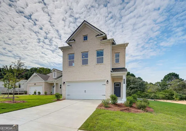 2nd image of 326 Bedford Tr, Conyers, GA 30094 | MLS# 10827850