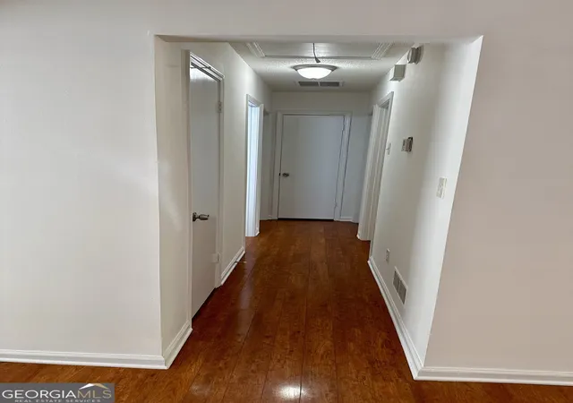 5th image of 108 Hilltop Cir, Stockbridge, GA 30281 | MLS# 10773562