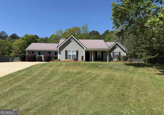 Homes for sale in Jackson, GA | 141 Cottonwood Trl, Jackson, GA 30233 | MLS# 10771437