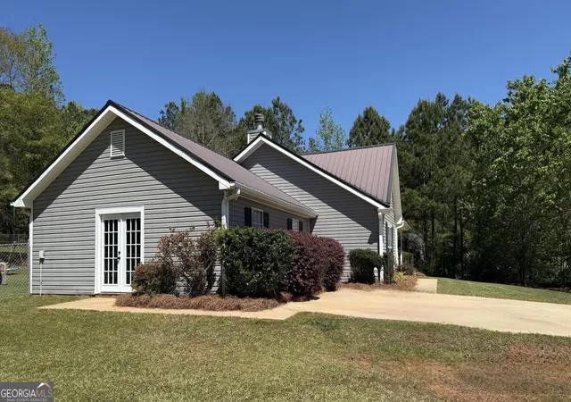 Homes for sale in Jackson, GA | 141 Cottonwood Trl, Jackson, GA 30233 | MLS# 10771437
