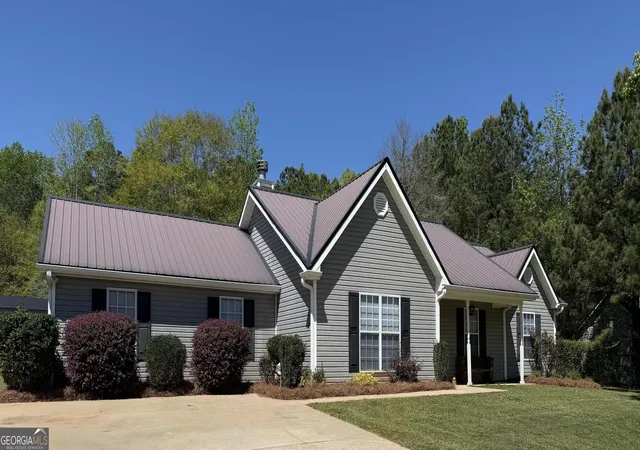 Homes for sale in Jackson, GA | 141 Cottonwood Trl, Jackson, GA 30233 | MLS# 10771437