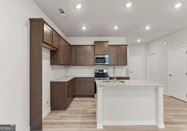 Photo 3 of Single family home for sale at 30 Primrose Dr, Dallas, GA 30132 | MLS# 10761330 | Listing updated on 2026-09-19