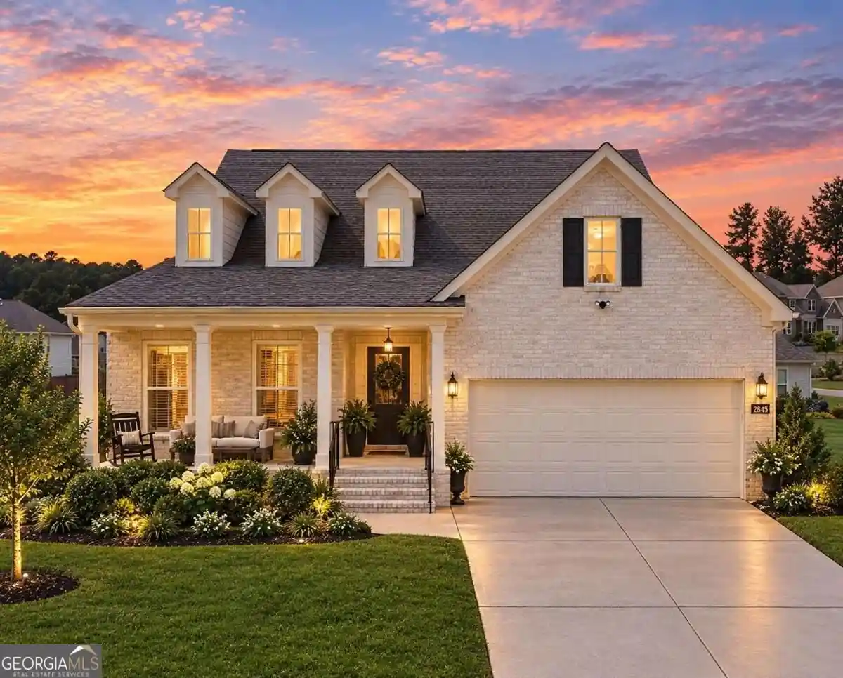 Photo 1 of Single family home for sale at 2845 Admiral Bay Dr, Cumming, GA 30041 | MLS# 10870036 | Listing updated on 2026-10-20