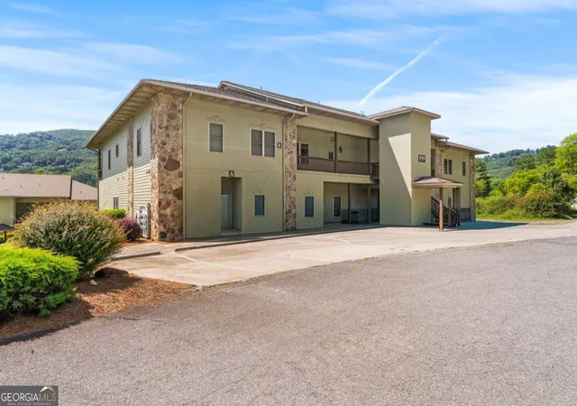 Photo 2 of Condo for sale at 1724 Watercrest Way #G, Young Harris, GA 30582 | MLS# 10816354 | Listing updated on 2026-08-14