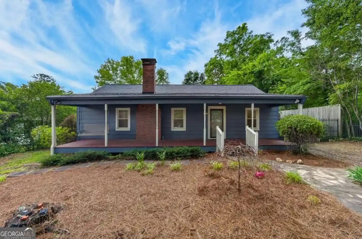 Photo 1 of Single family home for sale at 4490 Dallas St, Acworth, GA 30101 | MLS# 10845927 | Listing updated on 2026-10-11