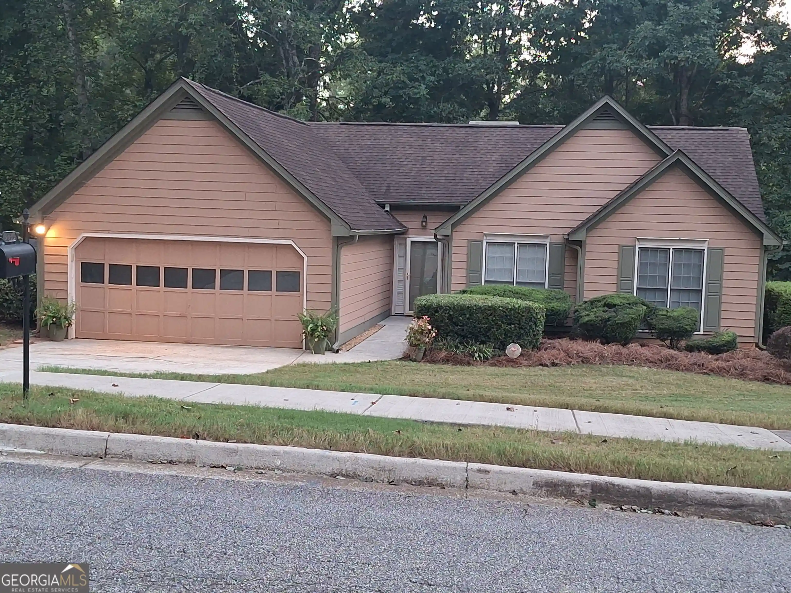 Photo 1 of Single family home for sale at 3335 Rock Crk Dr, Rex, GA 30273 | MLS# 10841005 | Listing updated on 2026-10-12