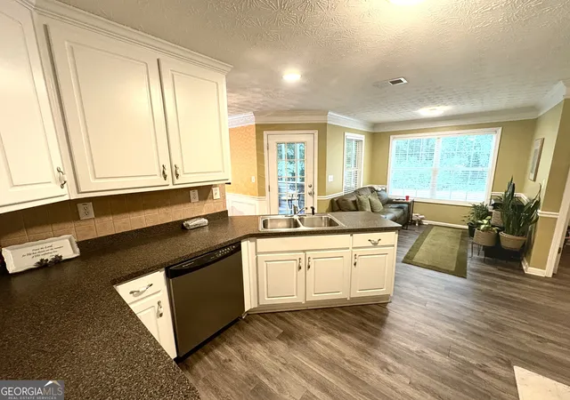 Photo 3 of Single family home for sale at 20 Clarion Court, Covington, GA 30016 | MLS# 10581516 | Listing updated on 2025-12-13