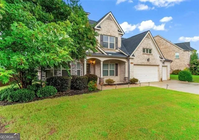 Photo 3 of Single family home for sale at 3451 Summerlin Pkwy, Lithia Springs, GA 30122 | MLS# 10820259 | Listing updated on 2026-10-03