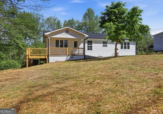 Homes for sale in Clarkesville, GA | 165 Pearl St, Clarkesville, GA 30523 | MLS# 10730491