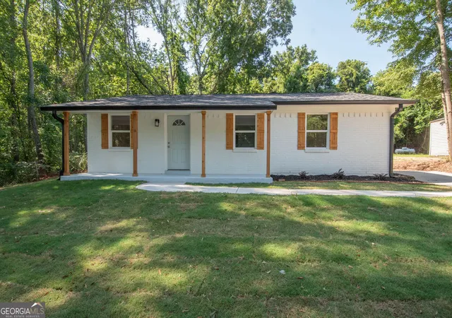 1st image of 618 S Harlem Cir, Lagrange, GA 30241 | MLS# 10825204