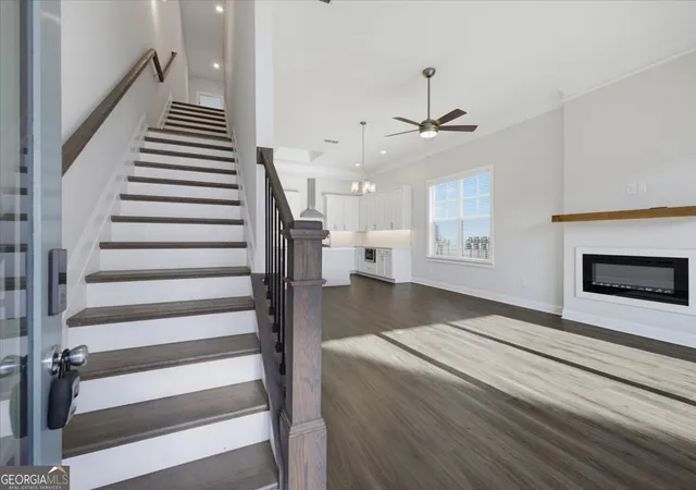 Photo 3 of Sale Pending at 661 Stickley Oak Way, Woodstock, GA 30189 | MLS# 10795684 | Listing updated on 2026-09-08