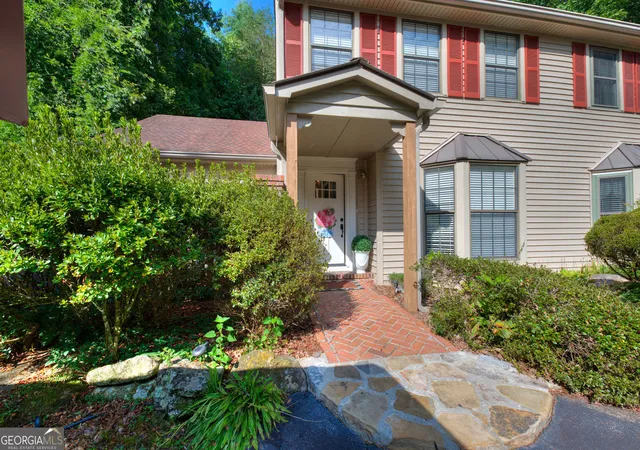 Photo 3 of Sale Pending at 199 Stornoway Dr #1, Clayton, GA 30525 | MLS# 10826815 | Listing updated on 2026-09-14