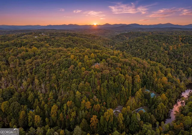 Photo 3 of Single family home for sale at 120 Bear Den Rd, Dahlonega, GA 30533 | MLS# 10873913 | Listing updated on 2026-10-30
