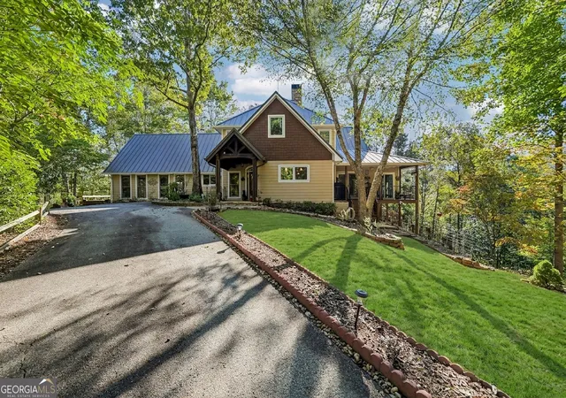 Photo 4 of Single family home for sale at 120 Bear Den Rd, Dahlonega, GA 30533 | MLS# 10873913 | Listing updated on 2026-10-30