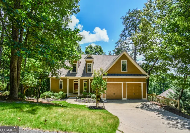 Photo 1 of Single family home for sale at 173 Indian Oak Dr, Waleska, GA 30183 | MLS# 10808166 | Listing updated on 2026-08-21