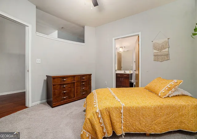 3rd image of 898 Oak St Sw #3213, Atlanta, GA 30310 | MLS# 10788522