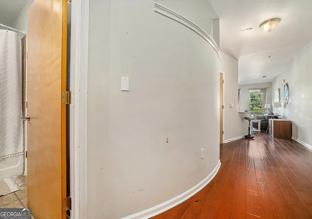 5th image of 898 Oak St Sw #3213, Atlanta, GA 30310 | MLS# 10788522