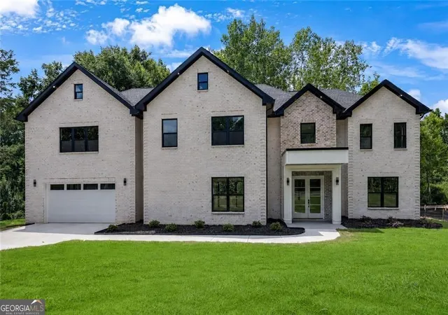 Photo 1 of Sale Pending at 2865 Echelon Ct, Snellville, GA 30039 | MLS# 10795028 | Listing updated on 2026-09-29