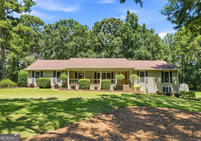 Photo 3 of Single family home for sale at 115 Morning Creek Wy, Jonesboro, GA 30238 | MLS# 10832547 | Listing updated on 2026-09-08